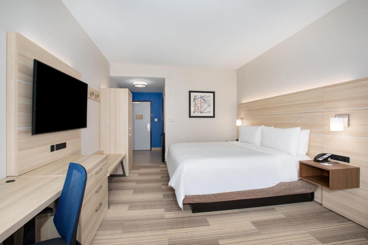 Holiday Inn Express & Suites Phoenix Glendale Dist By Ihg Zewnętrze zdjęcie