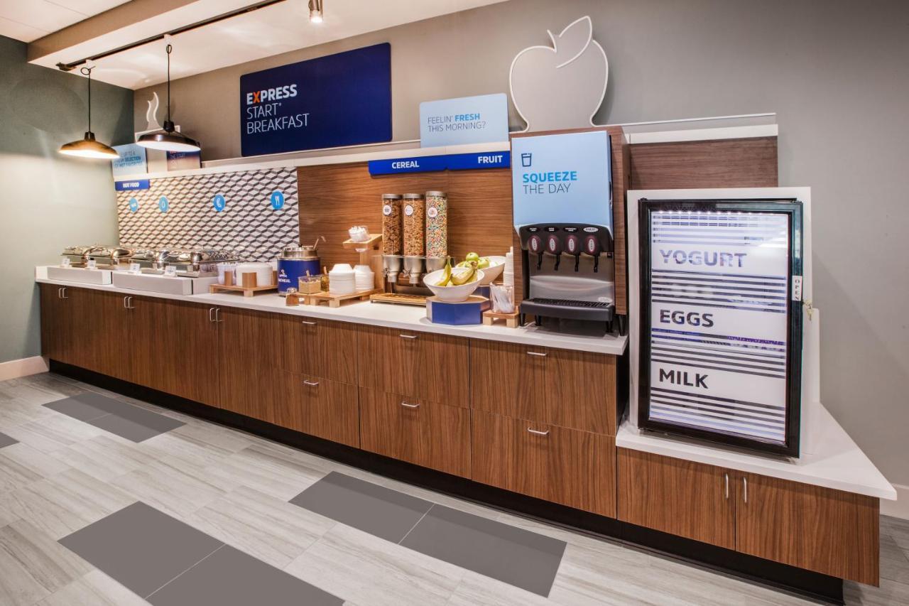 Holiday Inn Express & Suites Phoenix Glendale Dist By Ihg Zewnętrze zdjęcie