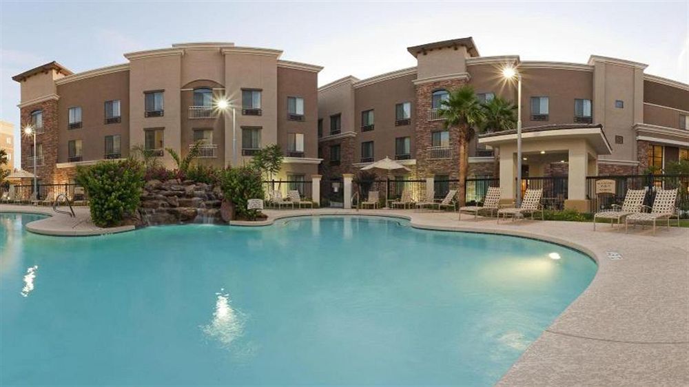 Holiday Inn Express & Suites Phoenix Glendale Dist By Ihg Zewnętrze zdjęcie